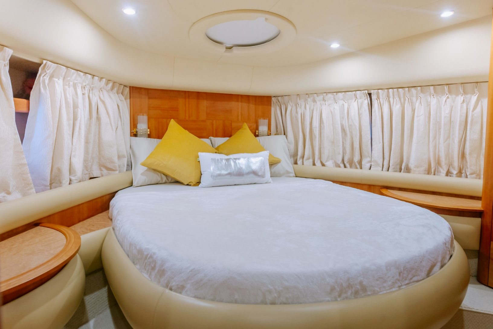 Azimut White Pearl: view 7