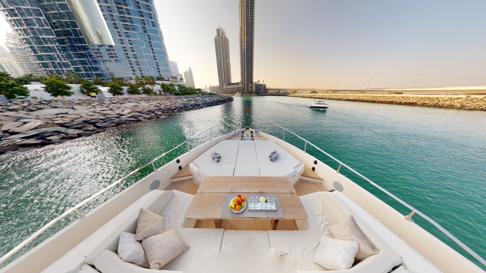 Ferretti 78 ft: view 4