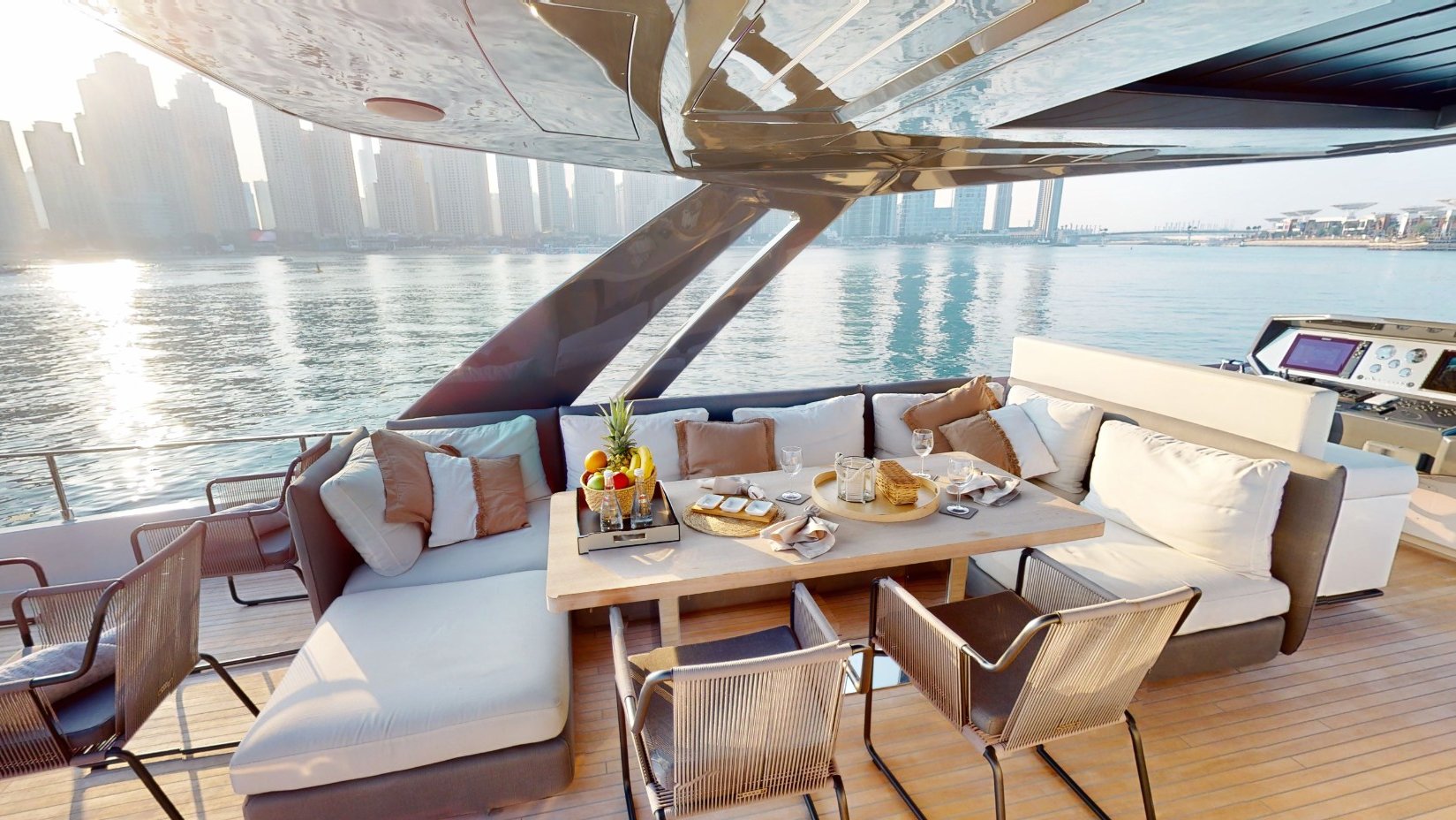 Ferretti 78 ft: view 5