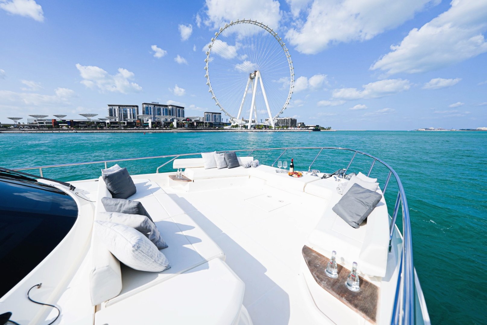 Ferretti 67 ft: view 5