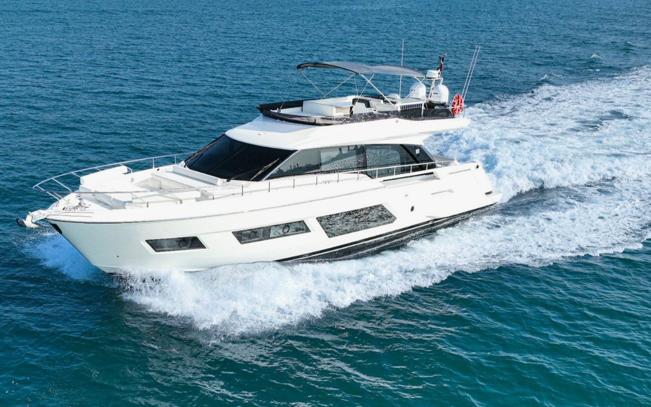 Ferretti 67 ft, private yacht