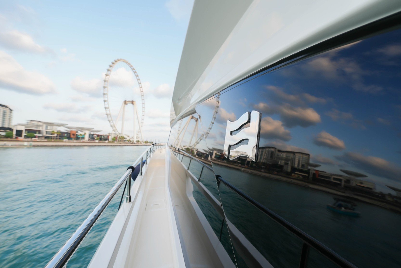 Ferretti 67 ft: view 15