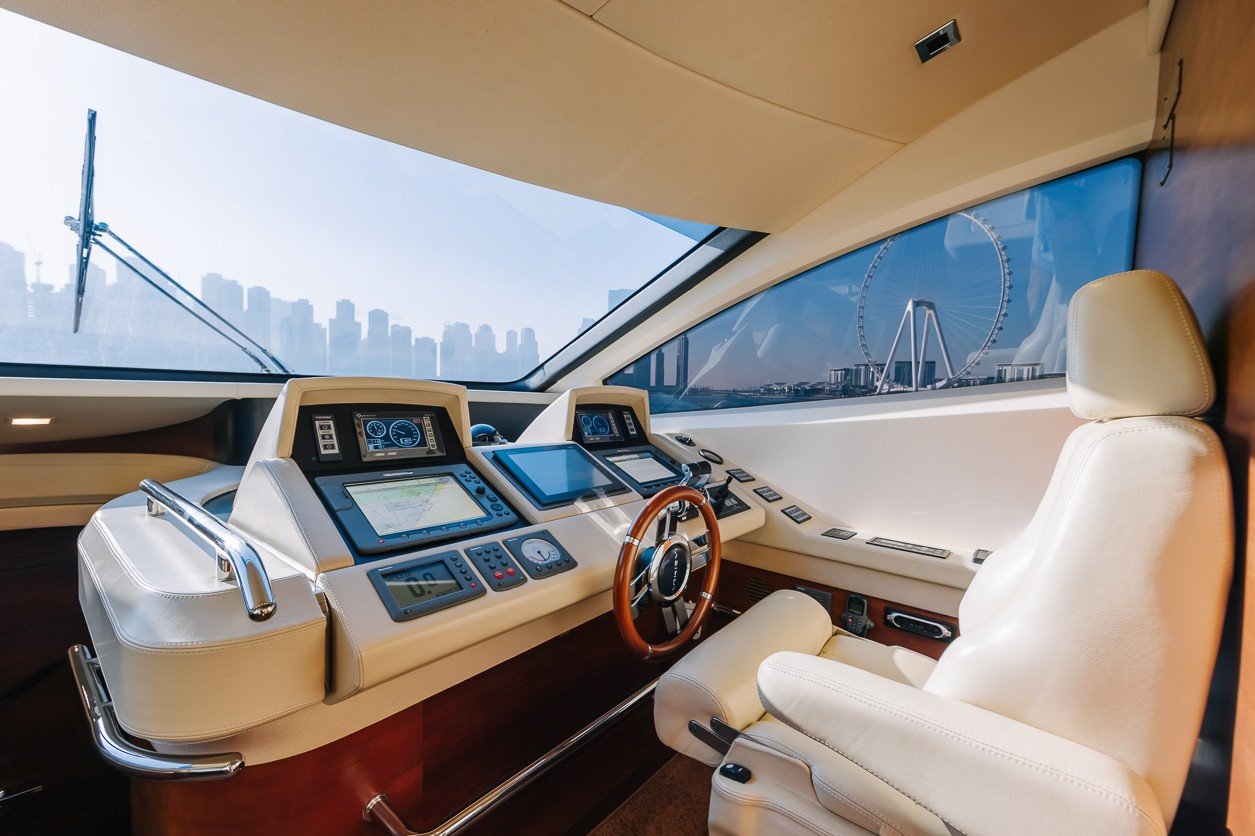 Azimut Viktoria: view 10