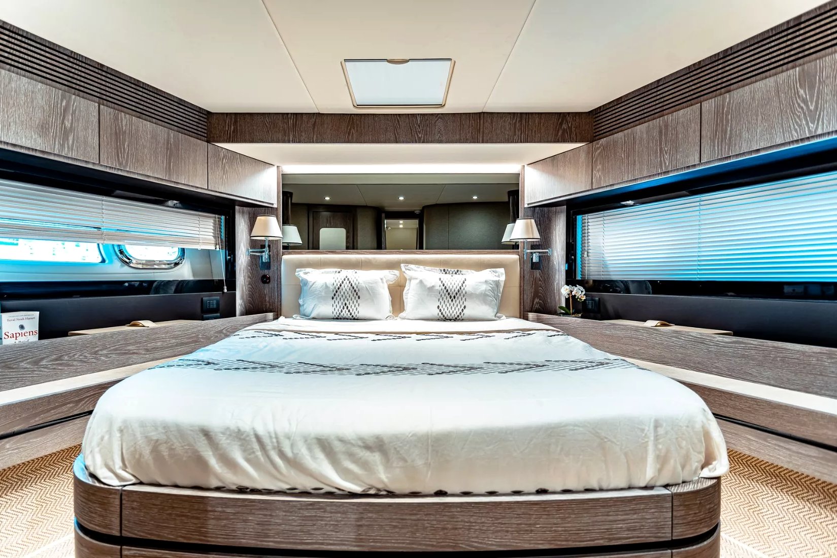 Azimut Magellano 66 ft: view 8