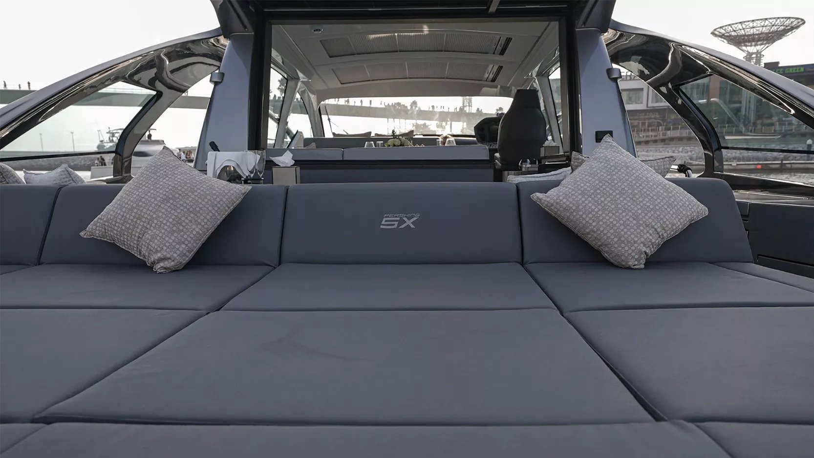 Pershing 5X Shark Grey: view 7