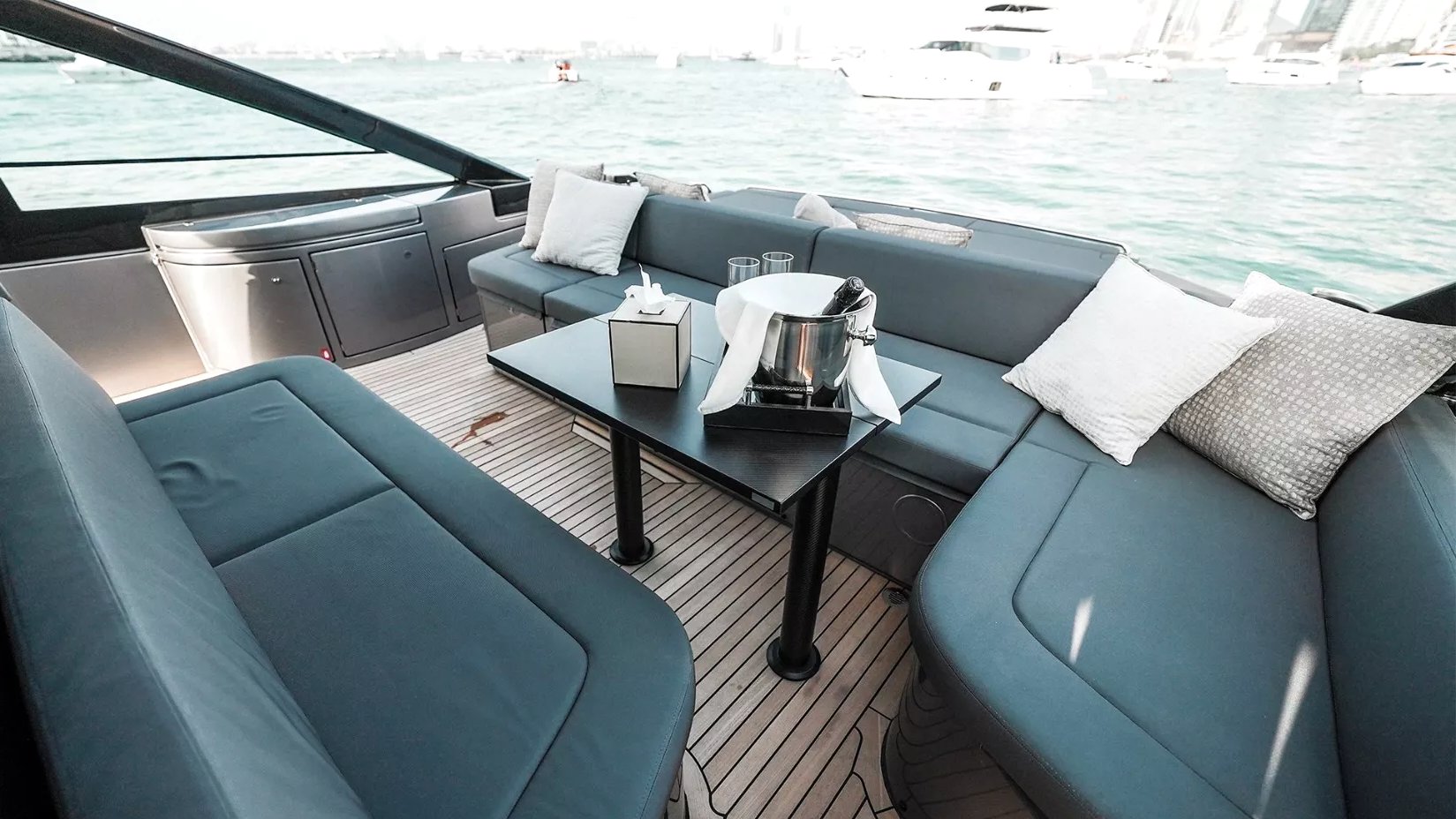 Pershing 5X Shark Grey: view 8