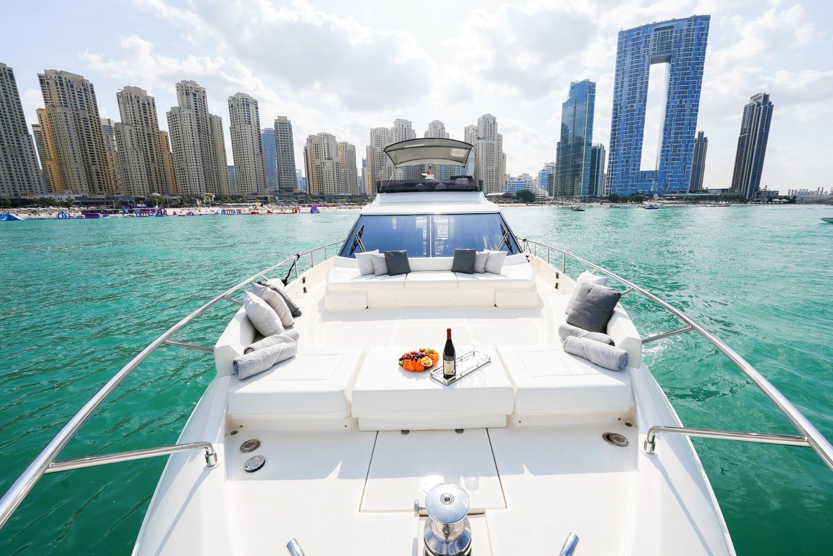Ferretti 67 ft: view 4