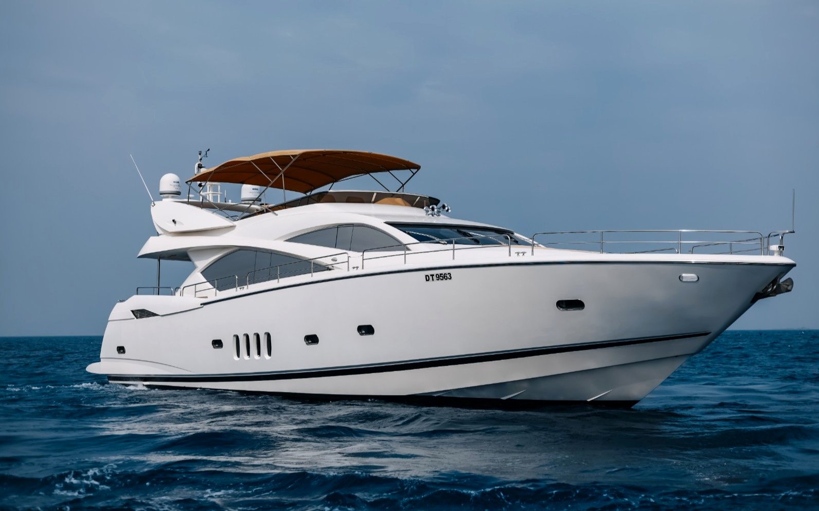Sunseeker Why Not, private yacht